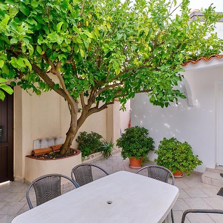 Apartments Antonella Veli Lošinj Extérieur photo