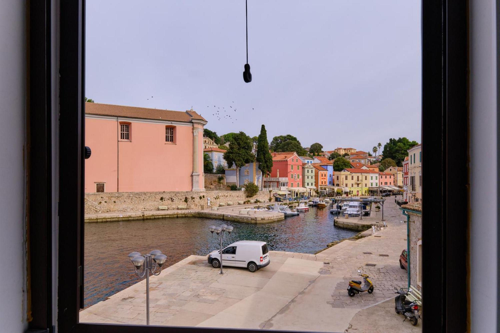 Apartments Antonella Veli Lošinj Extérieur photo